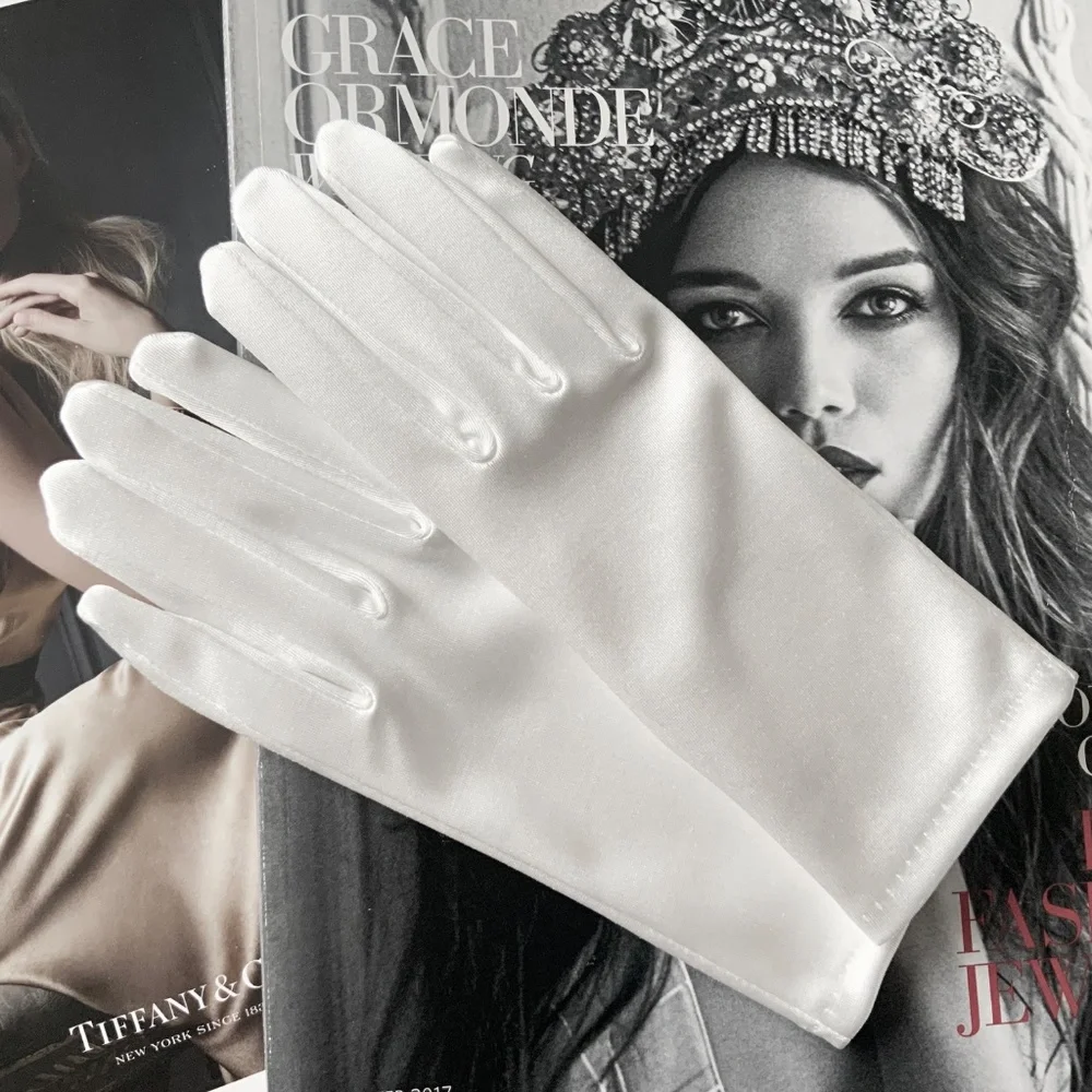 Luxury White Satin Short Gloves Wrist Length Wedding Gloves Bride Accessory Gift